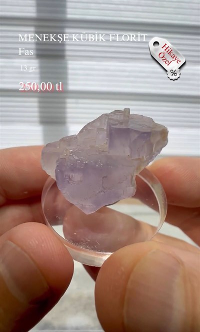 MENEKŞE KÜBİK FLORİT 13 GR.