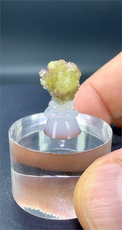 VESUVİANİT 1,4 GR.