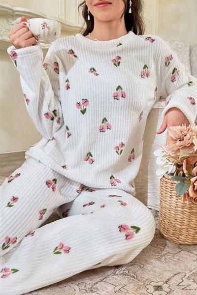 Bella Notte Kırık Beyaz Çiçek Desenli Pamuklu Pijama Takımı 7081