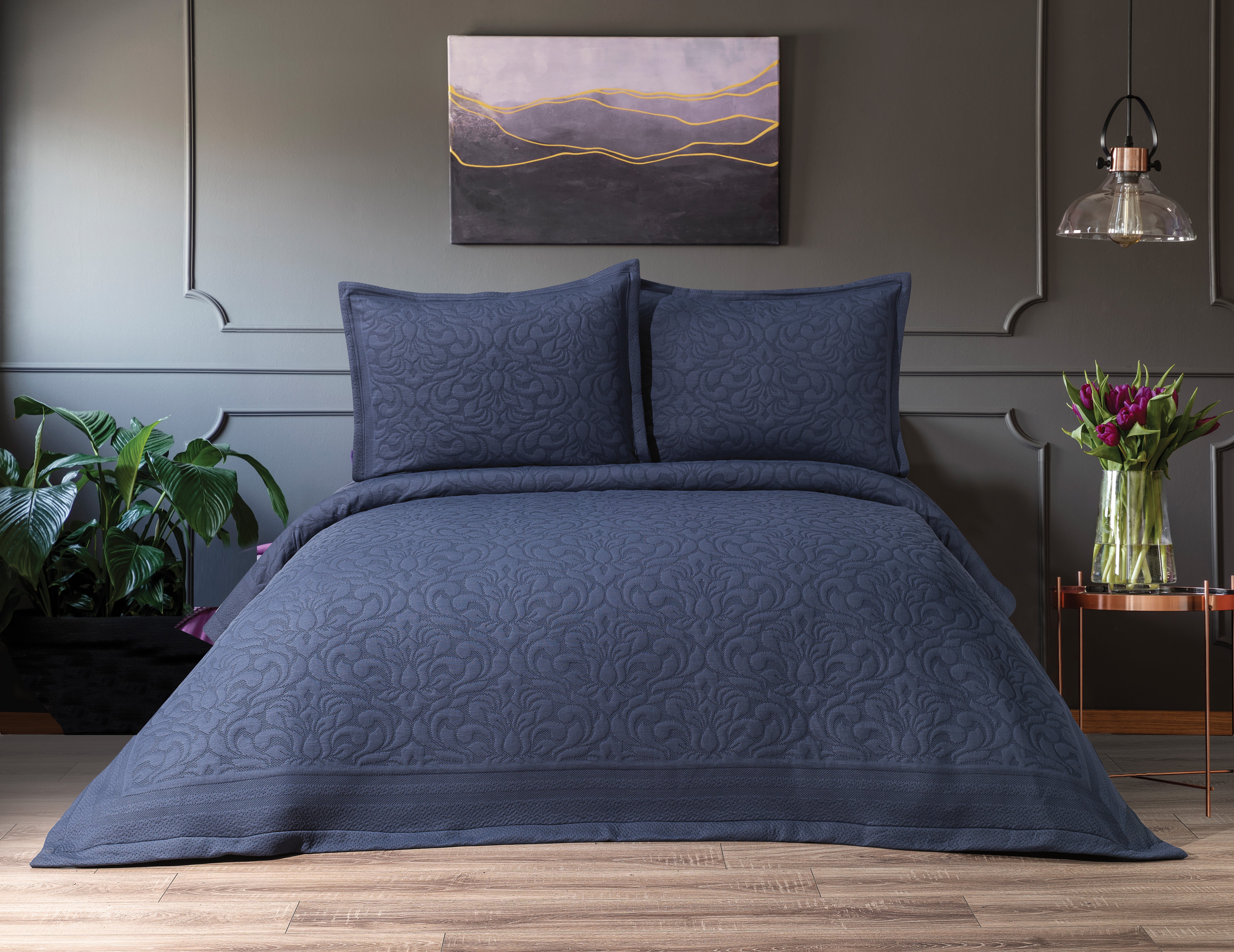 Pieta Indigo