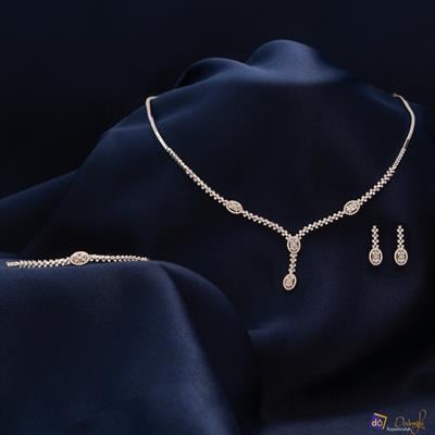 Taşlı Set