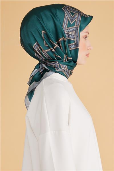 BELLİ ZİNCİR DESEN KRİSTAL EŞARP2006