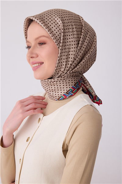 Bej Klasik Desen %100 Twill İpek Eşarp 4326-81