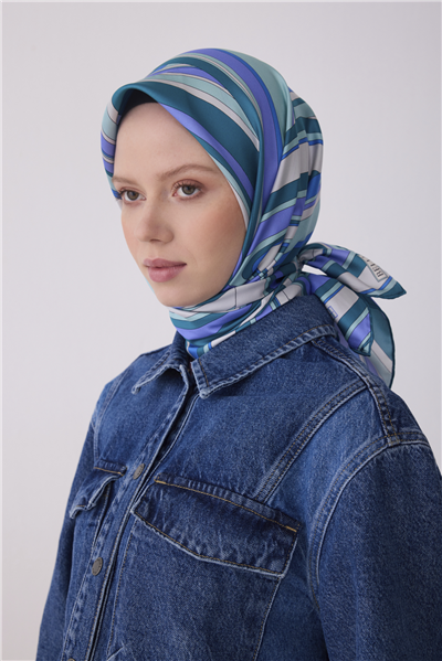 Mavi Çok Renk Geometrik Desen %100 Twill İpek Eşarp 4311-02