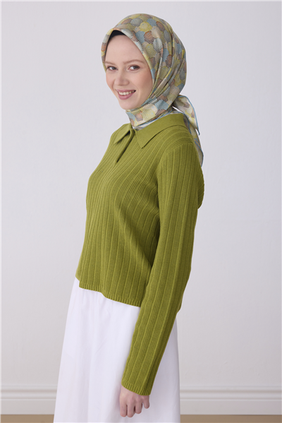 Yeşil Çok Renkli Obje Desen %100 Twill İpek Eşarp 4313-82