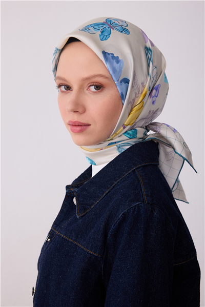 Ekru Mavi Obje Desen %100 Twill İpek Eşarp 4329-51