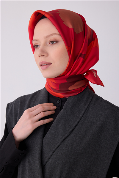 Kırmızı Çiçek Desen %100 Twill İpek Eşarp 4306-87