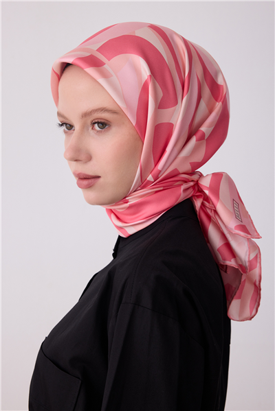 Pembe Geometrik Desen %100 Twill İpek Eşarp 4327-56