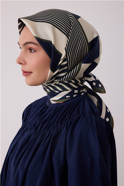 Lacivert Geometrik Desen %100 Twill İpek Eşarp 4401-56