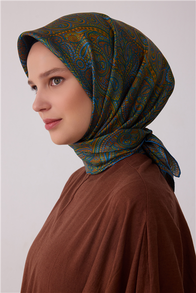 Yeşil Etnik Desen %100 Twill İpek Eşarp 4404-04