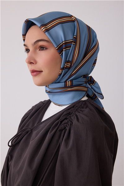 Mavi Geometrik Desen %100 Twill İpek Eşarp 4405-82