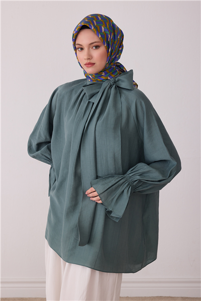 Yeşil Geometrik Desen %100 Twill İpek Eşarp 4407-80
