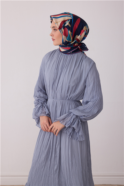 Lacivert Çiçek Deseni %100 Twill İpek Eşarp 4410-83