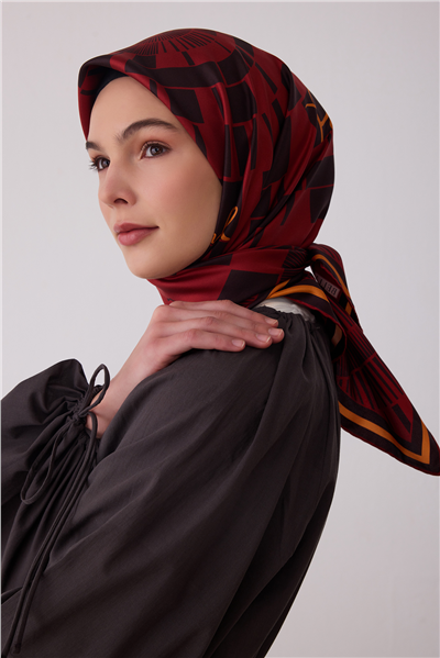 Kahverengi Geometrik Desen %100 Twill İpek Eşarp 4411-82