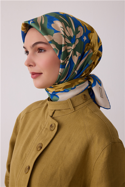 Mavi Çiçek Deseni %100 Twill İpek Eşarp 4416-50