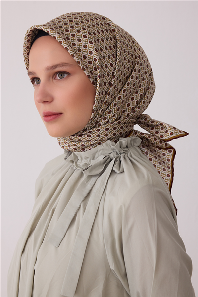 Bej Monogram Desen %100 Twill İpek Eşarp 4418-04