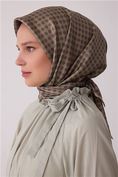Yeşil Monogram Desen %100 Twill İpek Eşarp 4418-38