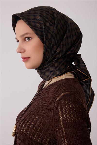 Siyah Geometrik Desen %100 Twill İpek Eşarp 4425-01