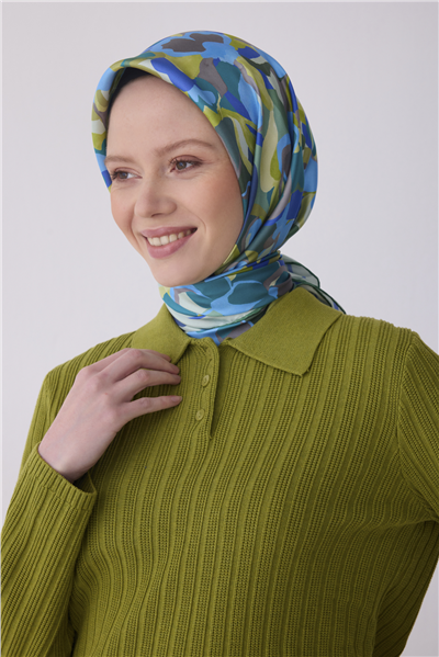 Yeşil Çiçek Desen %100 Twill İpek Eşarp 4312-82