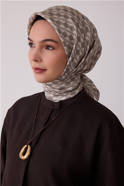 Ekru Geometrik Desen %100 Twill İpek Eşarp 4425-53