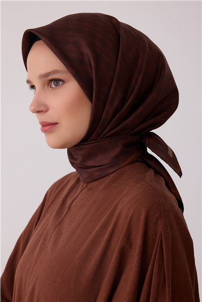 Kahverengi Geometrik Desen %100 Twill İpek Eşarp 4425-31