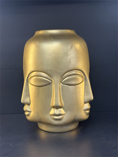 Altın Rengi Dört Yüzlü Vazo