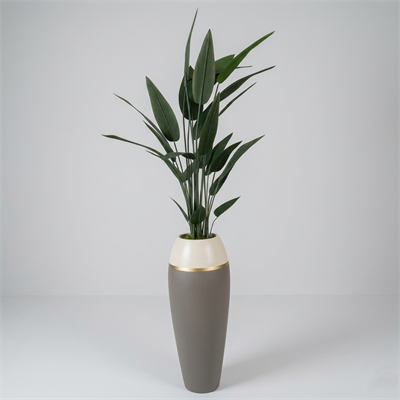 Fiber Saksıda Çiçek Arajmanı