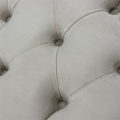 Kapitoneli Uzun Bench