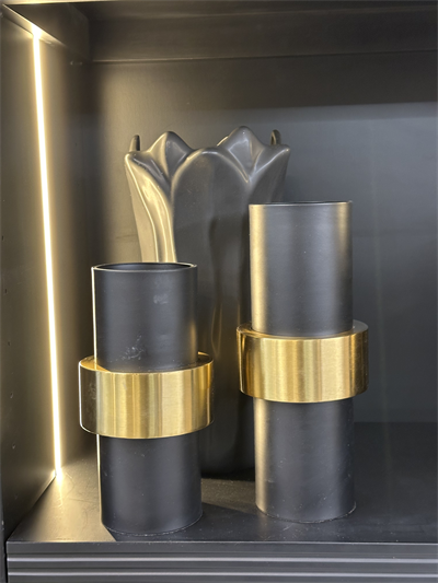 Siyah Gold Silindir Obje Seti