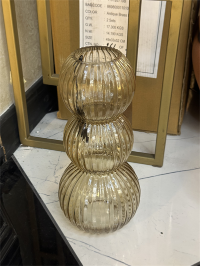 Üç Katmanlı Ribbed Cam Vazo