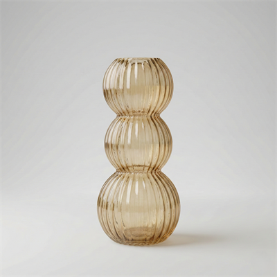 Üç Katmanlı Ribbed Cam Vazo