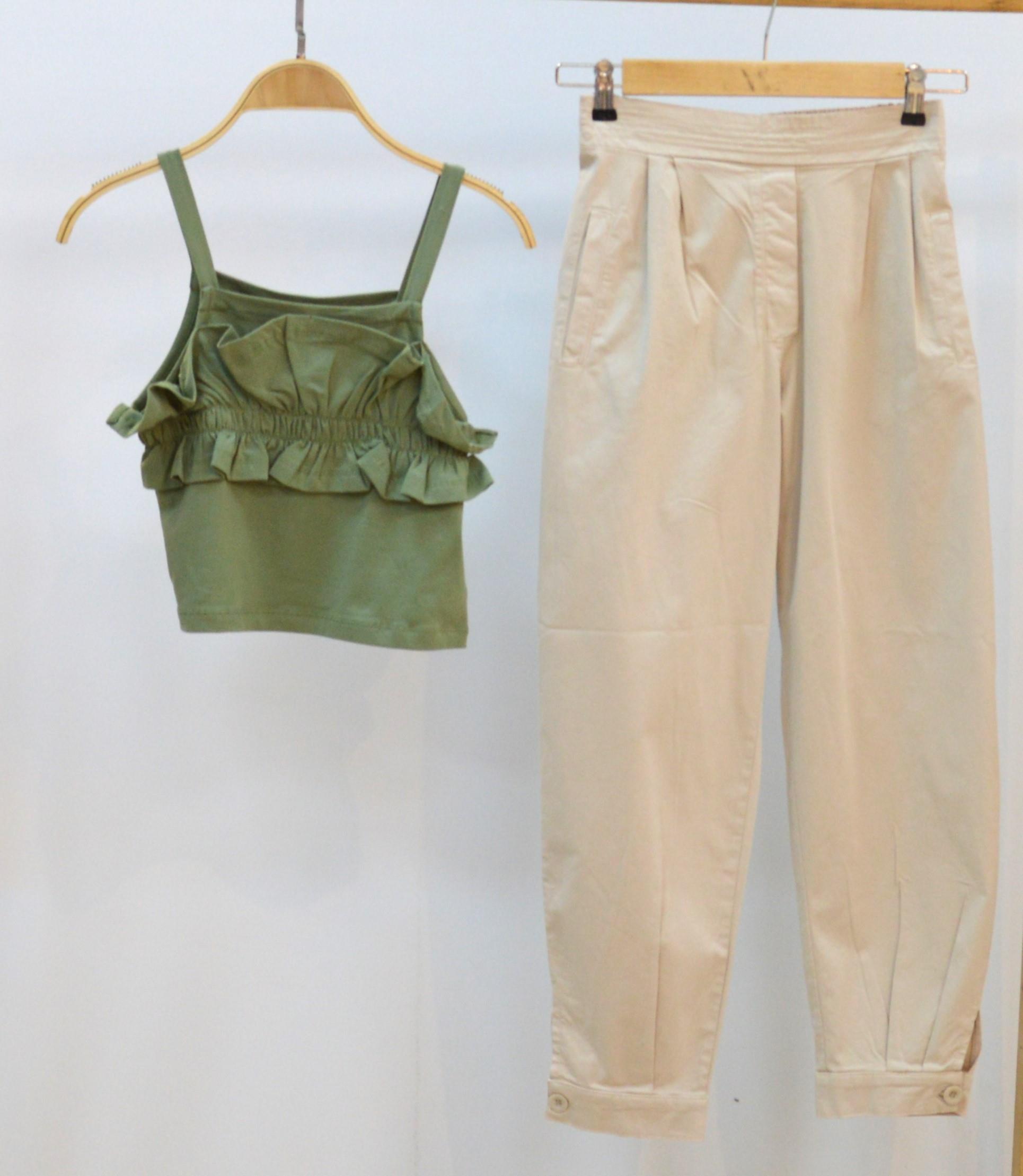 BÜYÜK KIZ ÇOCUK CROP BLUZ PAÇASI DETAYLI PANTOLONLU TAKIM