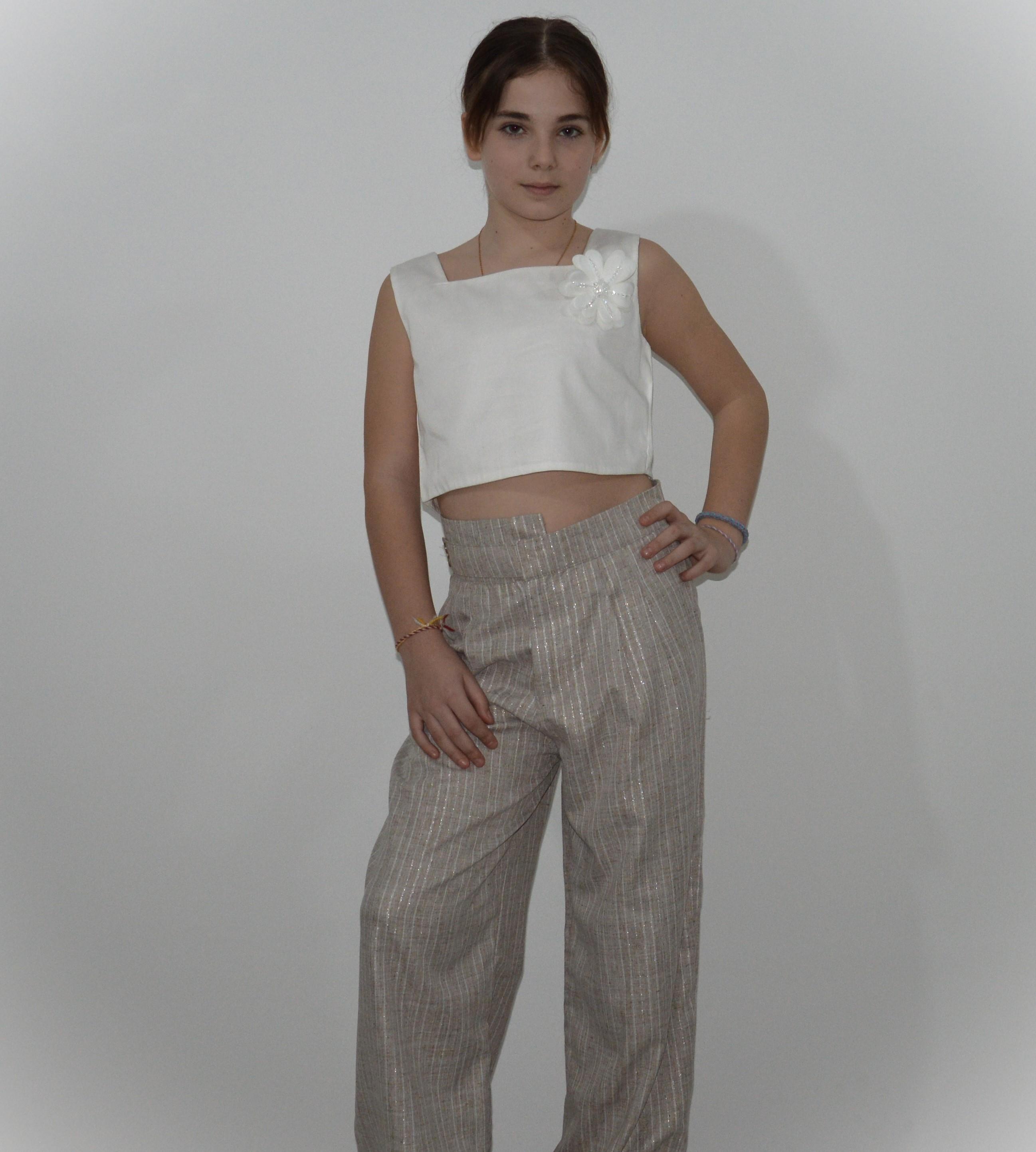 KIZ ÇOCUK TAKIM BOL PAÇA PANTOLON GÜL DETAY BLUZ CROP