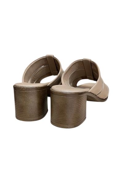 Bej Hakiki Deri Bant Detaylı Topuklu Comfort Taban Terlik