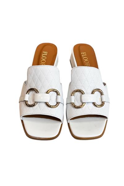 Beyaz Hakiki Deri Tek Bant Üzeri Toka Detaylı Topuklu Terlik