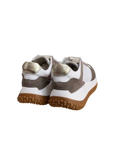 Beyaz Hakiki Deri Vizon Garnili Comfort Taban Bağcıklı Sneaker