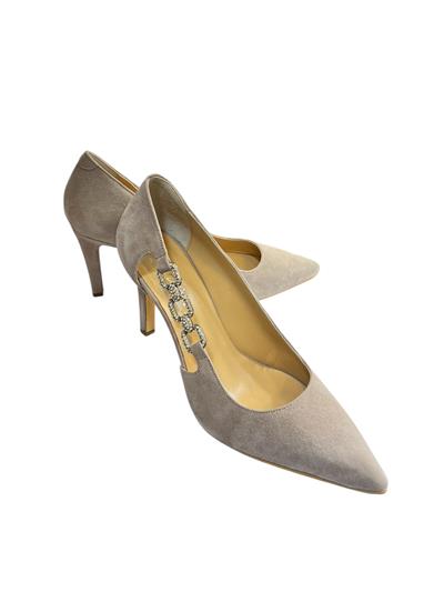 Gri Hakiki Süet Deri Taşlı Zincir Detay Topuklu Ayakkabı