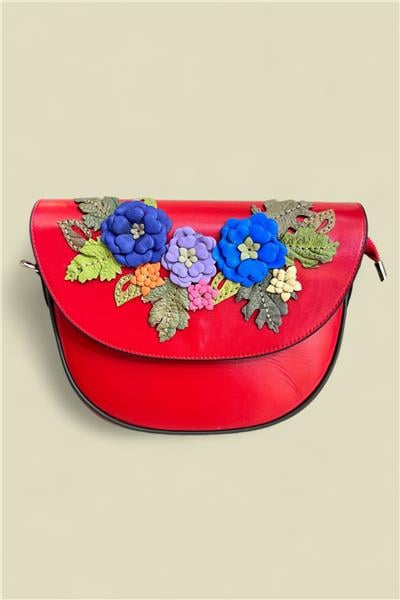 Kırmızı Hakiki Deri Çiçek Motifli El Yapımı Çapraz Çanta