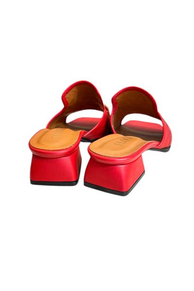 Kırmızı Hakiki Deri Tek Bant Üzeri Toka Detaylı Topuklu Terlik