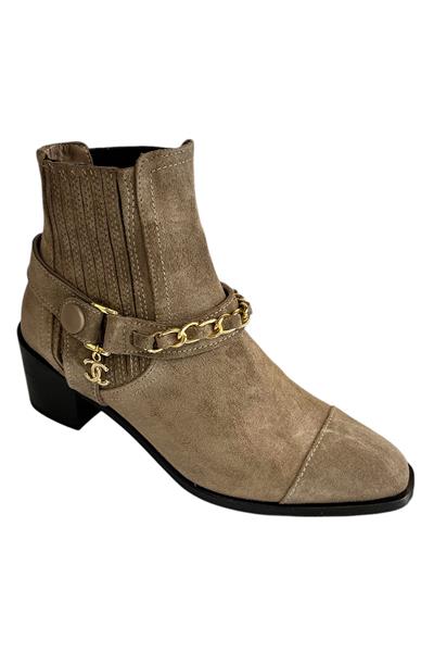 Kum Hakiki Süet Deri Zincir Detay Bot