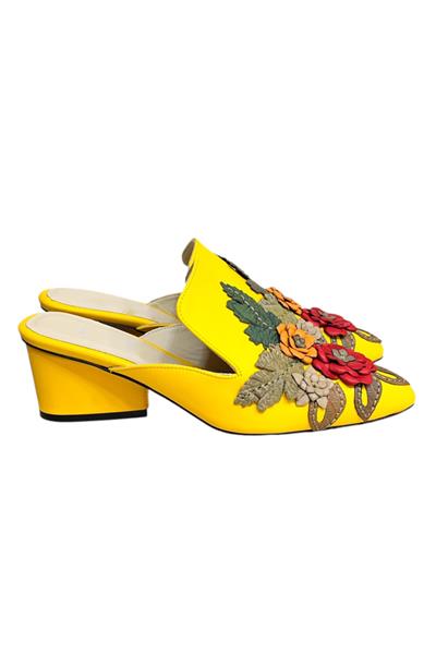 Sarı  Hakiki Deri Çiçek Motifli El Yapımı Terlik