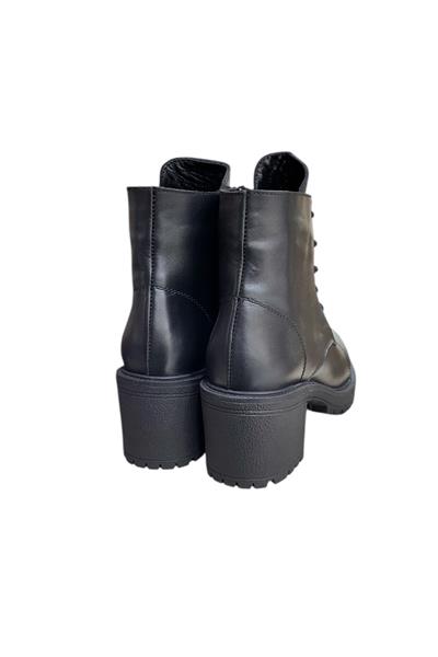 Siyah Hakiki Deri Bağcık Detay  Yandan Fermuarlı Kalın Topuk Bot