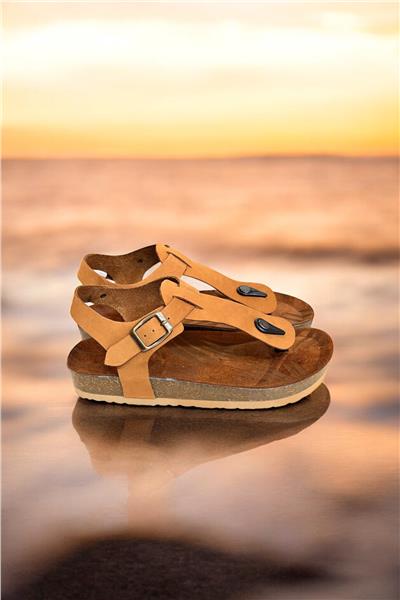 Taba Hakiki Deri Parmak Arası Mantar Taban Tokalı Sandalet 