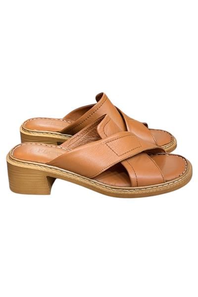 Taba Hakiki Deri Puf Taban Çapraz Bantlı Terlik 