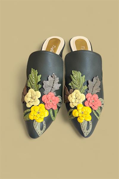 Yağ Yeşili Hakiki Deri Çiçek Motifli El Yapımı Terlik
