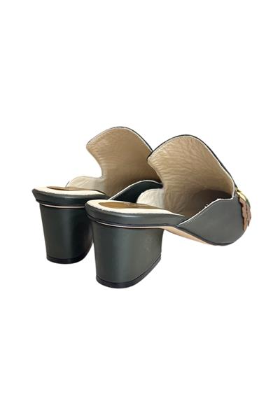 Yağ Yeşili Hakiki Deri Çiçek Motifli El Yapımı Terlik