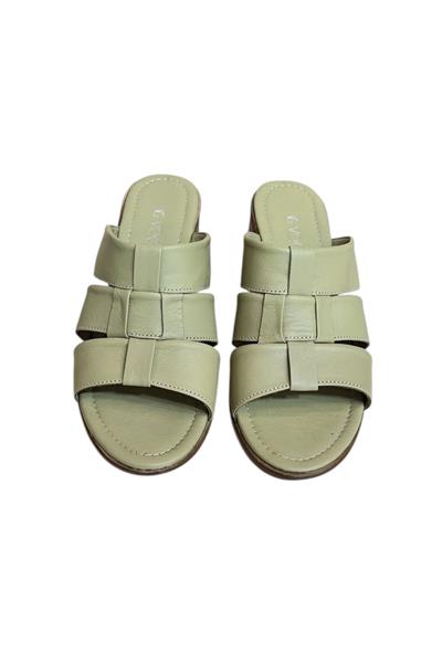 Yeşil Hakiki Deri Bant Detaylı Topuklu Comfort Taban Terlik