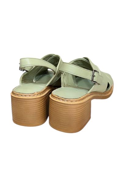 Yeşil Hakiki Deri Çapraz Bantlı Puf Taban Topuklu Sandalet 