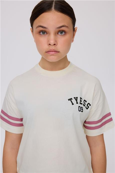Tyess Girl Beige Tshirt Tyess Girl Beige Tshirt 