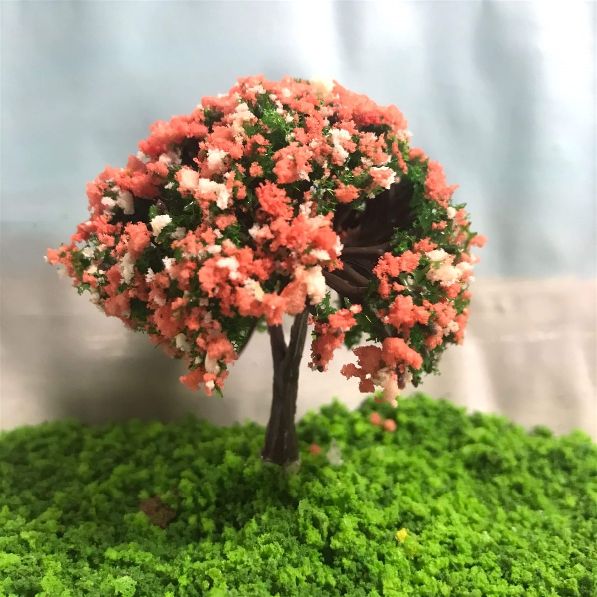 yapay kırmızı ağaç 